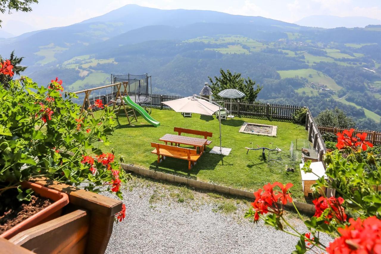 Urlaub Auf Dem Bauernhof Hallerhof Villandro Luaran gambar